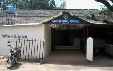 रत्नागिरी: साखरपा येथे पतीने केले पत्नीच्या डोक्यात कोयत्याने वार