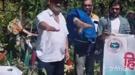 नैनीताल: संयुक्त कर्मचारी महासंघ कुमाऊं गढ़वाल मंडल विकास निगम के कर्मचारियों का नियमितीकरण की मांग के लिए 233 दिन से प्रदर्शन जारी