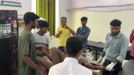 गोड्डा: तेलों गांव में कुएं में गिरने से युवक गंभीर रूप से घायल, सदर अस्पताल में इलाज जारी