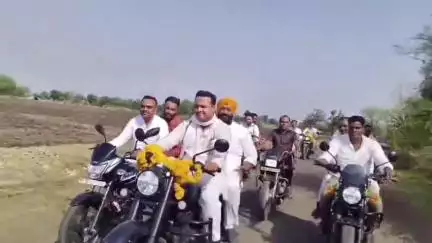 सुवासरा: सुवासरा विधानसभा के डाबला भगवान में विधायक ने टीन शेड का लोकार्पण किया, जनदर्शन बाइक यात्रा शुरू