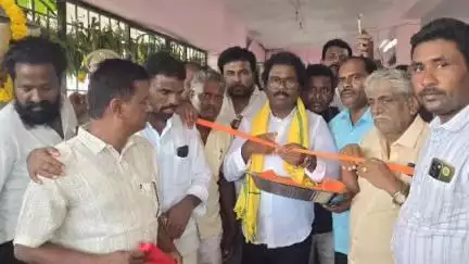 గంగాధర నెల్లూరు: పచ్చికాపలం గ్రామంలో నూతన బోరును ప్రారంభించిన ఎమ్మెల్యే  థామస్
