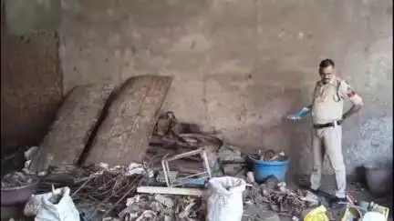 बलौदा: बलौदा थाना पुलिस ने अवैध रूप से कबाड़ समान रखने वाली कबाड़ी दुकान पर की कार्रवाई