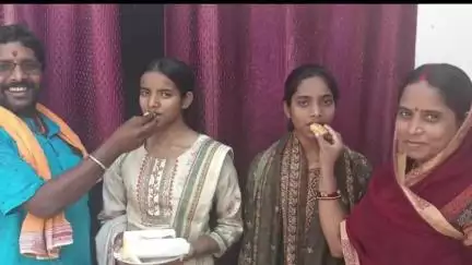 मयूरहंड: भद्रकाली कॉलेज की टॉपर छात्रा सिविल सेवा की तैयारी करना चाहती है