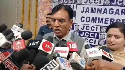 જામનગર શહેર: ચેમ્બરના નવા વરાયેલા પ્રમુખના પદગ્રહણ સમારોહમાં ઉપસ્થિત કેન્દ્રીય મંત્રી મનસુખ માંડવિયાએ વનતારા અંગે વિગતો આપી