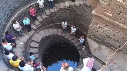 पटेरा: गंगा संवर्धन अभियान के तहत ग्राम सगोनी उपाध्याय स्थित बावड़ी पर बावड़ी उत्सव का आयोजन