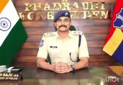 కొత్తగూడెం: పండుగలను ప్రశాంత వాతావరణంలో జరుపుకోవాలని, చట్టం వ్యతిరేక కార్యకలాపాలకు పాల్పడిన వారిపై కఠిన చర్యలు తీసుకుంటాం:SP