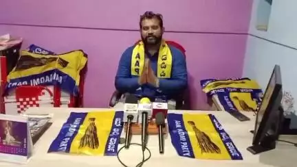 ಬಾದಾಮಿ: ಆರ್.ಸಿ.ಬಿ ವಿಜಯೋತ್ಸವ ಸಂಭ್ರಮದಲ್ಲಿ ಅಮಾಯಕರ ಬಲಿಗೆ ರಾಜ್ಯ ಸರ್ಕಾರದ ಭದ್ರತಾ ವೈಫಲ್ಯವೇ ಕಾರಣ : ಪಟ್ಟಣದಲ್ಲಿ ಆನಂದ ದೇವಾಡಿಗ ಆರೋಪ