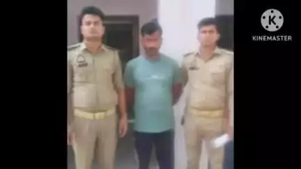 संभल: बहजोई कोतवाली पुलिस ने मुखबिर की सूचना पर गैंगस्टर एक्ट के फरार आरोपी को किया गिरफ्तार