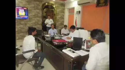 हमीरपुर: हमीरपुर में जिलाधिकारी की जनसुनवाई में आईं 90 शिकायतें