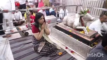 उज्जैन शहर: संयुक्त सचिव सुश्री प्राची पांडेय ने बाबा महाकाल के मंदिर में किए दर्शन