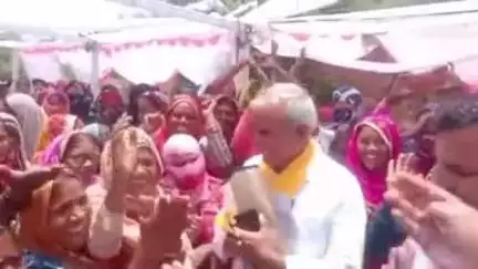 देवली: देवली उनियारा विधायक राजेंद्र गुर्जर का विधानसभा क्षेत्र के दौरे पर हुआ भव्य स्वागत