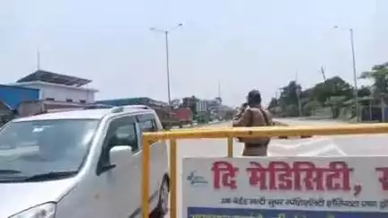 रुद्रपुर: रुद्रपुर कोतवाली पुलिस ने रामपुर बॉर्डर पर चलाए संदिग्ध वाहनों का चेकिंग अभियान, एक थार को किया ज़ब्त