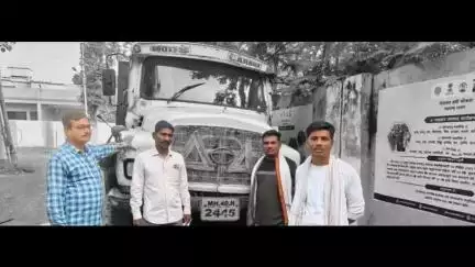 महागाव: तालुक्यातील काटखेडा येथे विनापरवाना रेतीची वाहतूक करणारा टिप्पर जप्त, आरसीपी पथकाची कार्यवाही