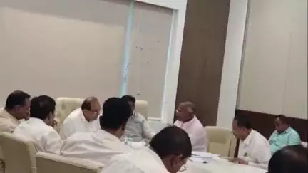 शिरोळ: अलमट्टी धरणाच्या उंची वाढीला विरोध; माजी आमदार उल्हासदादा पाटील यांची जलसंपदा मंत्र्यांकडे ठाम भूमिका