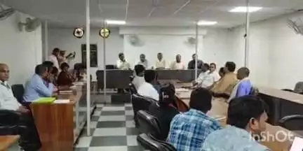 फतुहा: प्रखंड कार्यालय सभागार में नवगठित प्रखंड कार्यान्वयन समिति की पहली बैठक आयोजित हुई