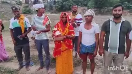 सोहावल: तहसीनपुर गांव के वासियों ने गांव की रक्षा के लिए एकजुट होकर की पूजा