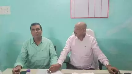 मधुबनी: मेयर अरुण राय की अध्यक्षता में नगर निगम कार्यालय में हुई बैठक