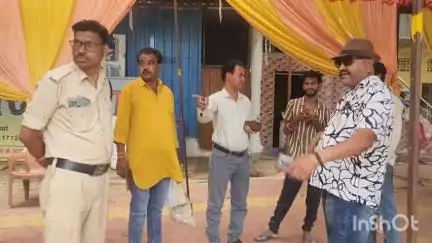 विदिशा नगर: शहर स्थित एक निजी गार्डन को नगर पालिका ने किया सील, कोतवाली पुलिस रही मौजूद