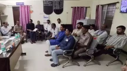 लालबर्रा: बकरीद पर्व के मद्देनज़र जिले के सभी थानों में शांति समिति की बैठक हुई आयोजित