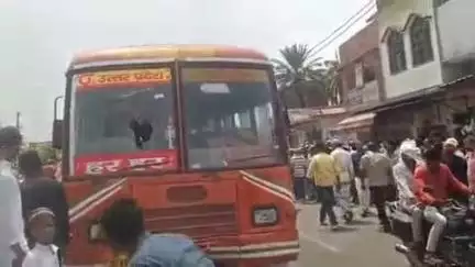 मुहम्मदाबाद गोहना: कैलेंडर तिराहे पर रोडवेज बस ने बाइक सवार को मारी टक्कर, एक व्यक्ति की हुई मौत