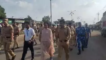 धुळे: धुळे शहरात बकरी ईदच्या पार्श्वभूमीवर युनिटी सर्कल चौकातून भव्य रूट मार्च संपन्न
