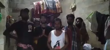 মোহনপুর: গোছা মুড়া থেকে ব্যাঙ্গালোরে কাজ করতে যাওয়া শ্রমিকদের আটকে রাখার অভিযোগ মালিকের বিরুদ্ধে