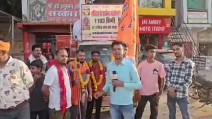 भिंड नगर: भिंड के आदिनाथ मंडल ग्रुप द्वारा बड़े हनुमान मंदिर से 6 युवाओं का दल कांवड़ भरने हरिद्वार रवाना