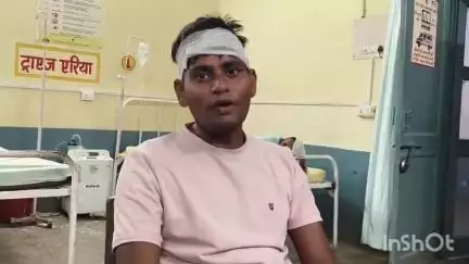 अतरौली: कस्बा छर्रा में कमरे के बटवारे को लेकर 2 भाइयों में जमकर हुई मारपीट, एक का फूटा सिर