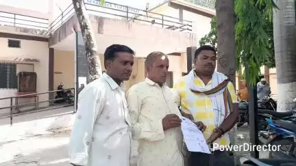 उमरेठ: उपसरपंच के खिलाफ अविश्वास प्रस्ताव, 14 पंचों ने एसडीएम को सौंपा ज्ञापन