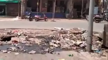 दिग्रस: शहरातील आर्णी नाका परिसरातील पालिकेने तोडलेली नाली देतोय अपघाताला निमंत्रण #jansamasya