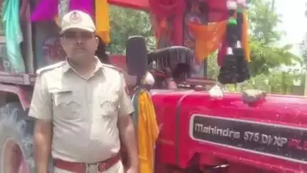 टोंक: बरौनी पुलिस ने अवैध खनन परिवहन पर की कार्रवाई, अवैध बजरी से भरे दो ट्रैक्टर-ट्रॉली ज़ब्त, चालक फरार