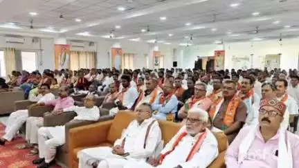 हुज़ूर: भाजपा कार्यालय अटल कुंज रीवा में विकसित भारत अमृत काल, सेवा और गरीब कल्याण के 11 वर्ष के उपलक्ष्य में कार्यक्रम आयोजित