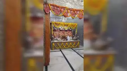 ભુજ: રણકાંઠે 700 વર્ષથી વધુ જૂની પરંપરા જાળવી હબાય ગામે વાઘેશ્વરી માતાજીના મંદિરે પવિત્ર કુંડની સકાઈ કરાઇ
