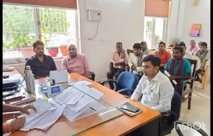 गया टाउन सीडी ब्लॉक: गया जी में पुलिस उपाधीक्षक मुख्यालय में लगा जनता दरबार, 40 लोगों की सुनी गईं समस्याएं