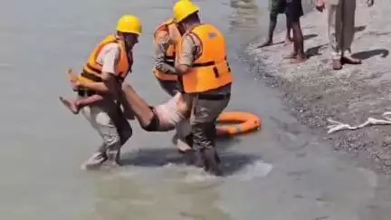पांवटा साहिब: एसडीएम के नेतृत्व में पांवटा साहिब में आयोजित हुई मेगा मॉकड्रिल, उपमंडल स्तरीय अधिकारी अपनी टीम सहित हुए शामिल