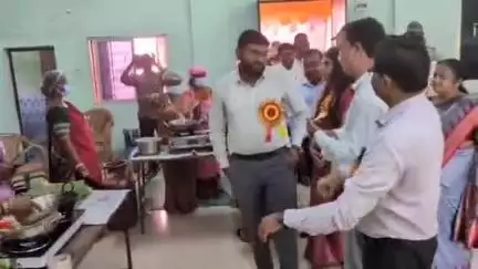 ରାଜଗାଙ୍ଗପୁର: କୁତ୍ରା କଲ୍ୟାଣ ମଣ୍ଡପ ପ୍ରାଙ୍ଗଣରେ ବ୍ଲକ ସ୍ତରୀୟ ସୁଭଦ୍ରା ଶକ୍ତି ଖାଦ୍ୟ ପ୍ରତିଯୋଗିତା ଅନୁଷ୍ଠିତ, ଯୋଗଦେଲେ ଜିଲ୍ଲାପାଳ