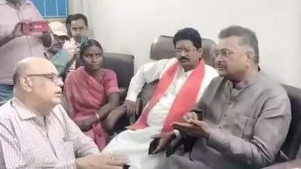 हज़ारीबाग: शेख भिखारी मेडिकल कॉलेज में लापरवाही को लेकर सांसद मनीष जायसवाल ने जताई नाराज़गी, स्वास्थ्य मंत्री से फ़ोन पर बात की