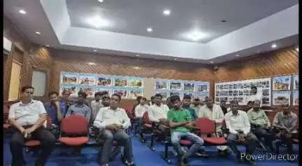 गोहद: ब्रह्माकुमारी आश्रम मालनपुर में नशा मुक्त भारत अभियान के तहत कार्यक्रम आयोजित, लोगों को दिलाई शपथ