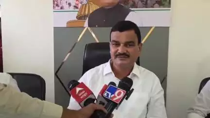 नांदेड: वसंतनगर येथील आमदार चिखलीकरांच्या जनसंपर्क कार्यालयात क्रिडा मंत्री दत्तात्रय भरणे यांनी विविध विषयांवर दिली प्रतिक्रिया