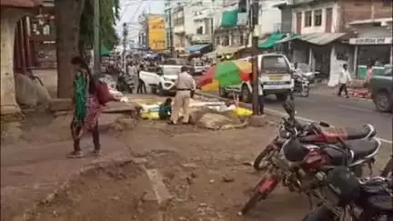 मुलताई: शराबबंदी के बावजूद मुलताई में खुलेआम शराब बिक्री, नशे में धुत मिल रहे शराबी