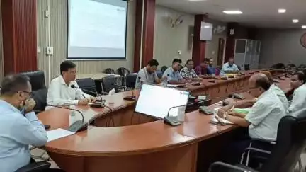 বালিজানা: জিলা আয়ুক্তৰ কাৰ্যালয়ত আন্তঃৰাষ্ট্ৰীয় যোগ দিৱসৰ প্ৰস্তুতি সভা অনুষ্ঠিত হয়, জিলা আয়ুক্তৰ অংশগ্ৰহণ