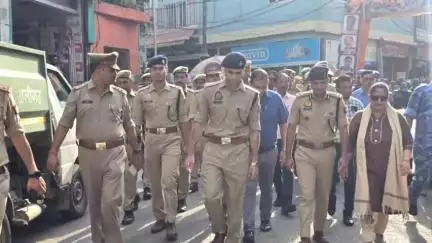 कोल: ईद-उल-अज़हा के मद्देनज़र अलीगढ़ पुलिस ने सुरक्षा इंतजामों का लिया जायजा