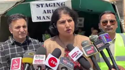 कुल्लू: कुल्लु में भूकंप पर आधारित मॉकड्रिल में नौ स्थानों पर सफल रेस्क्यू ऑपरेशन का अभ्यास, जानकारी दी डीसी तोरुल एस रविश ने
