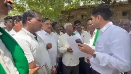 ಬೆಳಗಾವಿ: ಭೂಸ್ವಾಧೀನ ಪಡಿಸಿಕೊಂಡ ಜಮೀನುಗಳಿಗೆ ಪರಿಹಾರ ಕೊಡುವಂತೆ ನಗರದಲ್ಲಿ ರೈತರ ಪ್ರತಿಭಟನೆ #localissue