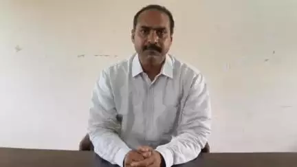భీమవరం: రాష్ట్రంలో పనిగంటలు 8 గంటల నుండి 12 గంటలకు మంత్రి వర్గం పెంచడాన్ని వ్యతిరేకించిన సిపిఎం జిల్లా కార్యదర్శి గోపాలన్