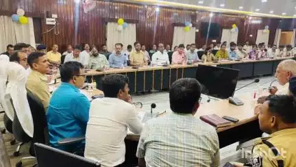 भभुआ: समाहरणालय में बकरीद पर शांति समिति की बैठक आयोजित, दिए गए आवश्यक दिशा-निर्देश