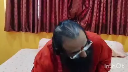 उज्जैन ग्रामीण: युगपुरुष परमानंद गिरि महाराज के बयान पर अखाड़ा परिषद के अध्यक्ष ने निरंजनी अखाड़े में नाराज़गी जताई