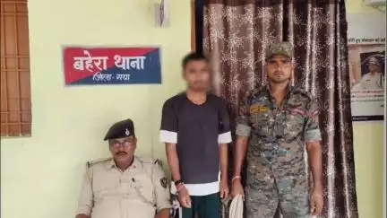 डोभी: कोसमा गांव से पांच लीटर देशी शराब के साथ युवक गिरफ्तार, जेल भेजा गया