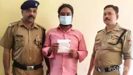 हल्द्वानी: काठगोदाम पुलिस ने अवैध शराब के साथ एक व्यक्ति को किया गिरफ्तार, अभियुक्त के पास से बरामद की 57 बोतलें