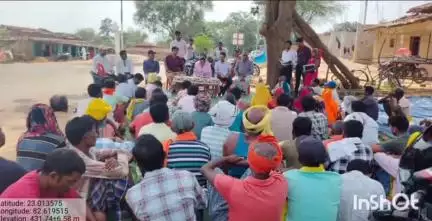प्रेमनगर: मोर गांव मोर पानी अभियान के तहत प्रेमनगर क्षेत्र में जिला पंचायत सीईओ ने श्रमदान और विकास कार्यों का किया निरीक्षण